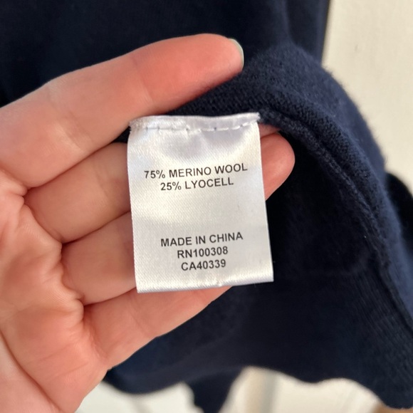 Peter Millar Autumn Ctest Merino Wool blend 1/4 zip navy Sweater leather trim - Picture 3 of 4